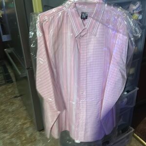 I have two men’s dresses shirts white and pink and white